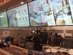 -霸王茶姬(上海静安大悦城店)