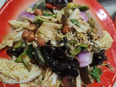 -边江铁锅炖鱼(振八街店)