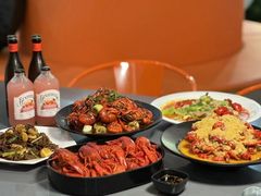 -老鄞江清水龙虾•赵赵家(江北店)
