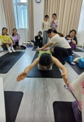 -亚太瑜伽普拉提学院