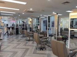 -米娜护肤造型