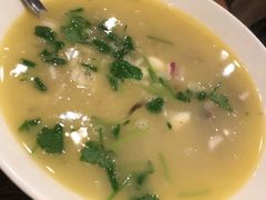 阿里家白羊杂汤-阿里家·新疆烤肉酒場 by MIG