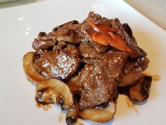 鲜蘑菇炒牛肉-御宝轩(益丰·外滩源店)