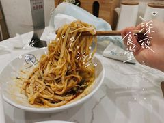 炸酱面-李与白包子铺(桐梓林店)