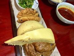 -窄巷子陕菜馆·地道陕西菜(粉巷店)