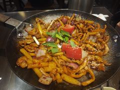 -富正毅三下锅·湘西韵味(天门山索道店)