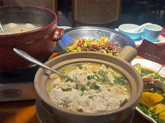 -魏铭鱼头捞饭(晋阳路店)