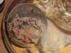 -洱火云南酸菜牛肉火锅(石景山当代商城店)