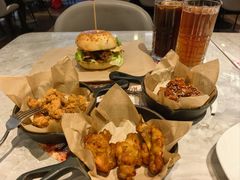 -必胜客(东大桥店)