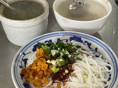-高师傅特色米粉汤包(建设路店)