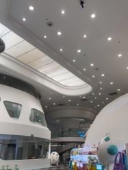 -MINI MARS 移动的空间站乐园·餐饮·派对(浦东金桥店)