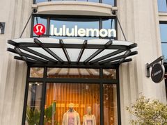 -lululemon(比斯特购物村店)