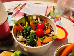 -水桶王国主题餐厅·聚会·生日派对·亲子活动·家庭套餐(亚龙湾希尔顿店)