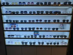 -臻美视爵眼镜·明月·依视路·蔡司折扣店(广渠门店)