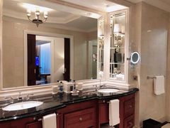 -广州富力丽思卡尔顿酒店