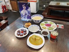 -老北京炸酱面大王.铜锅涮肉(朝阳门店)