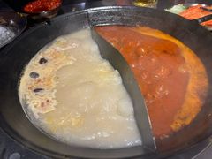 -鹿鸣山草本茶香火锅(园西路店)