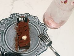 -RGF(巨鹿路店)