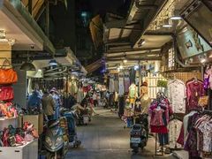 -广州白马服装市场