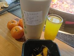 -湊湊火锅·茶憩(南京东路悦荟店)