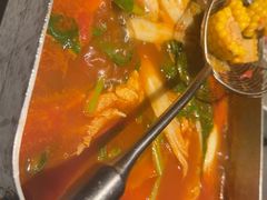 -左庭右院鲜牛肉火锅黑金店(陆家嘴中心店)
