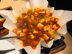 -穹六人间 people 6(岳阳路店)