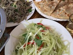-溢心园香河肉饼总店