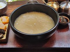 -银米·云南传统过桥米线(双廊黑金冠店)