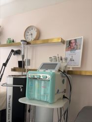 -MIDA蜜哒•科技逆龄美肤连锁