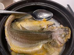 百秒黄花鱼-莆田餐厅PUTIEN(深圳湾万象城家宴店)