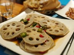 -臻鲜燕海鲜融合餐厅(金陵style店)