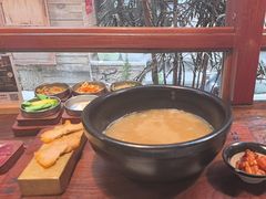 -银米·云南传统过桥米线(双廊黑金冠店)