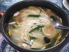 -桥香园过桥米线(国贸店)