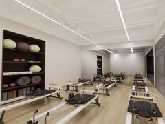-新世界百货崇文店停车场