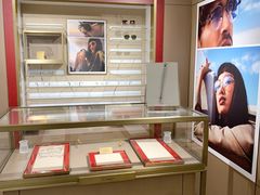 -目艮眼镜SHOWROOM(品牌集合店)