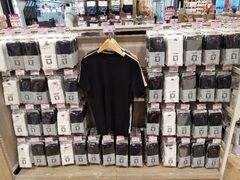 -永旺黄岛购物中心