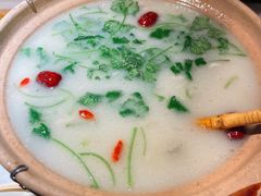 铁棍山药炖江团鱼-掌柜的店·河南菜(日月光店)