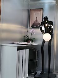 -Tloml salon