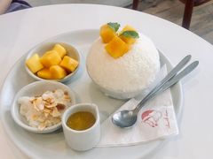 芒果雪冰-Cheevit Cheeva(Sirimangkalajarn)