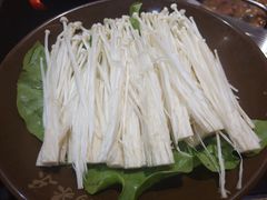 -锅来乐地锅鸡(安亭店)
