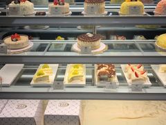 面包甜点陈列柜-COVA(新天地Xintiandi店)
