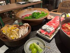-三出山火锅(南京万象天地店)