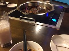 -家乡重庆火锅店