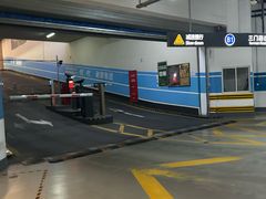 -国华国际广场-地下停车场