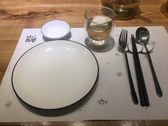 餐具摆设-小句号·精致料理(江南环球港店)