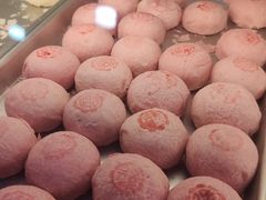 红菱-赞记龙凤礼饼(广州市二宫向群宾馆店)
