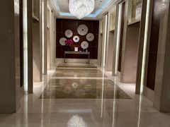 -上海雅居乐万豪侯爵酒店