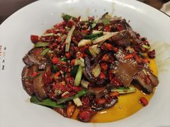 大蒜叶炒腊肉-湘约爨厨(太白立交店)