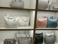 -COACH蔻驰(赛特奥特莱斯店)