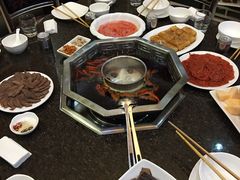 -绵阳森林雨鸭肠王火锅城(丽景花城店)